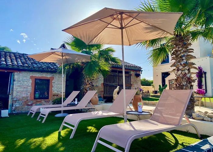 Bed And Adventure Tramontana Resort - Casetta & Wellness